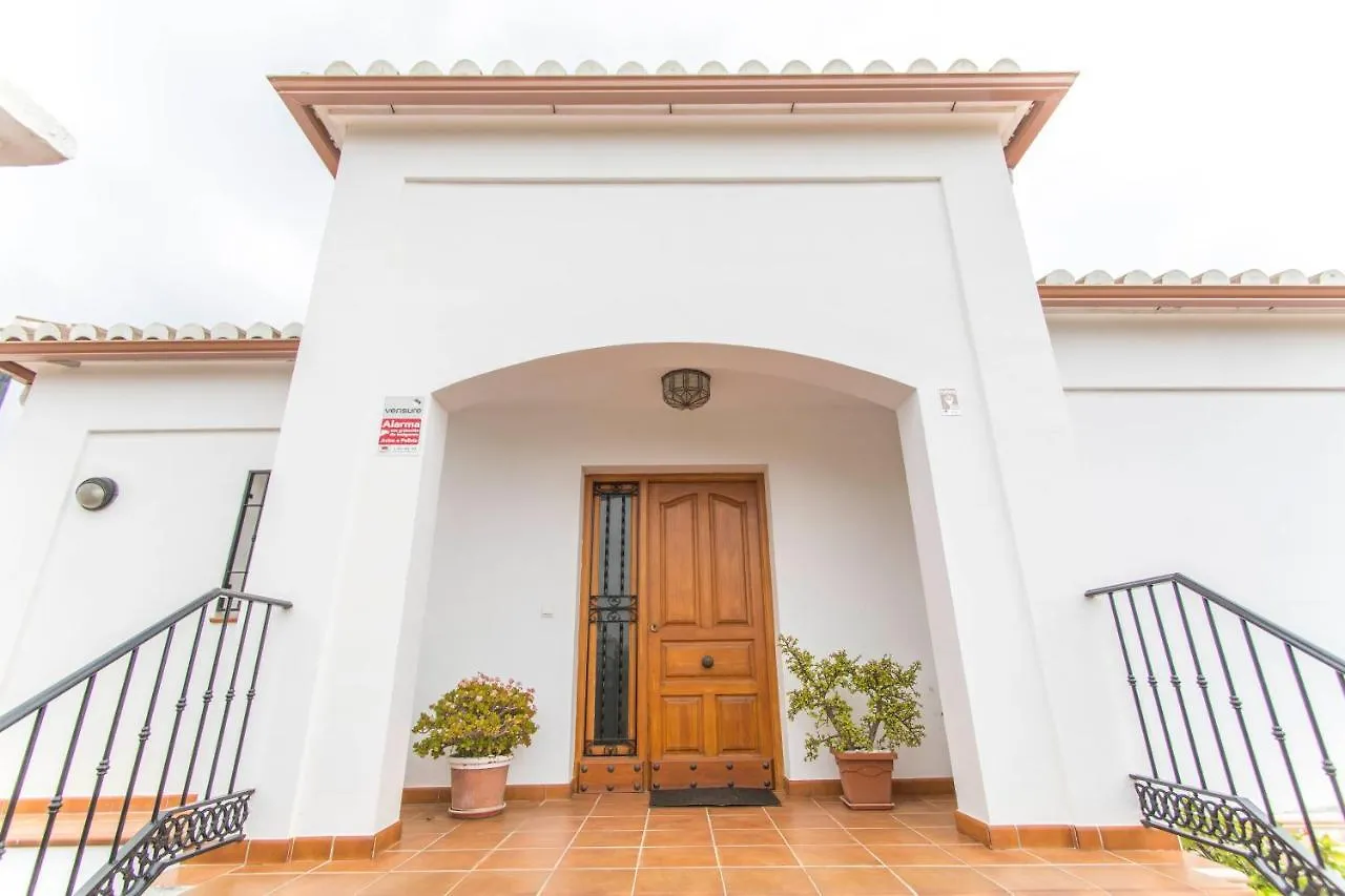 Villa Vallao نيرخا