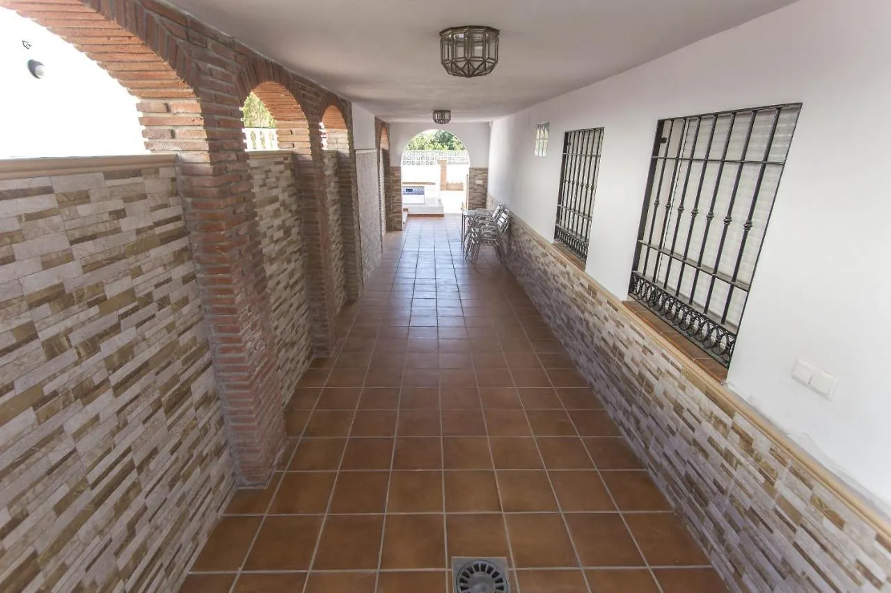 Villa Vallao نيرخا